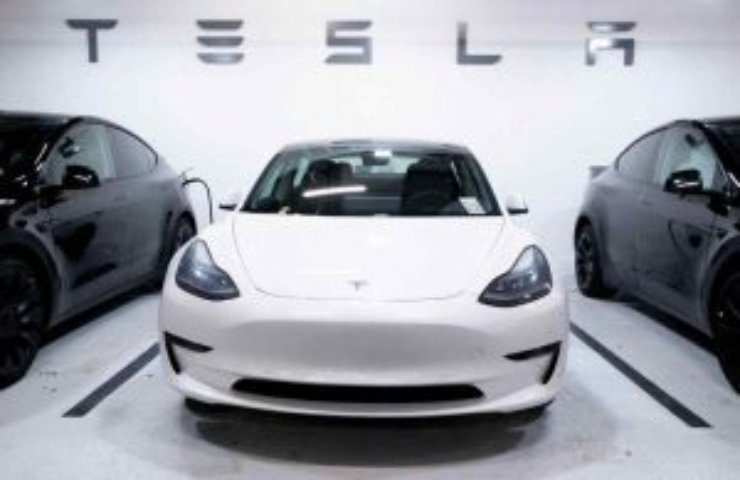 Tesla 3: prima di acquistarla pensiamoci bene