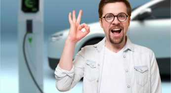 Auto Elettriche, finalmente l’hanno fatto: con questo all’interno piaceranno anche ai puristi