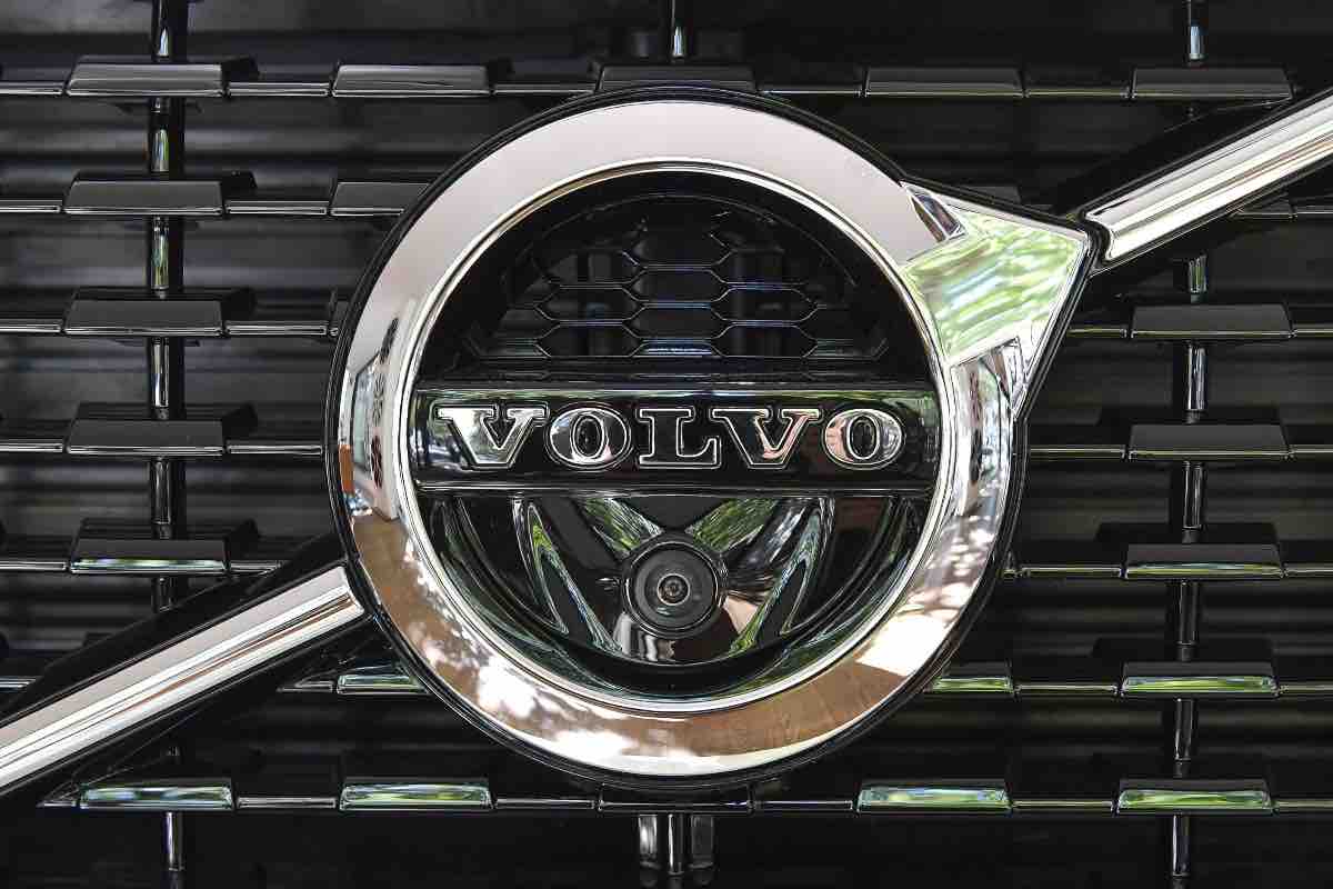 Un'altra ricarica ultrafast Volvo in Italia