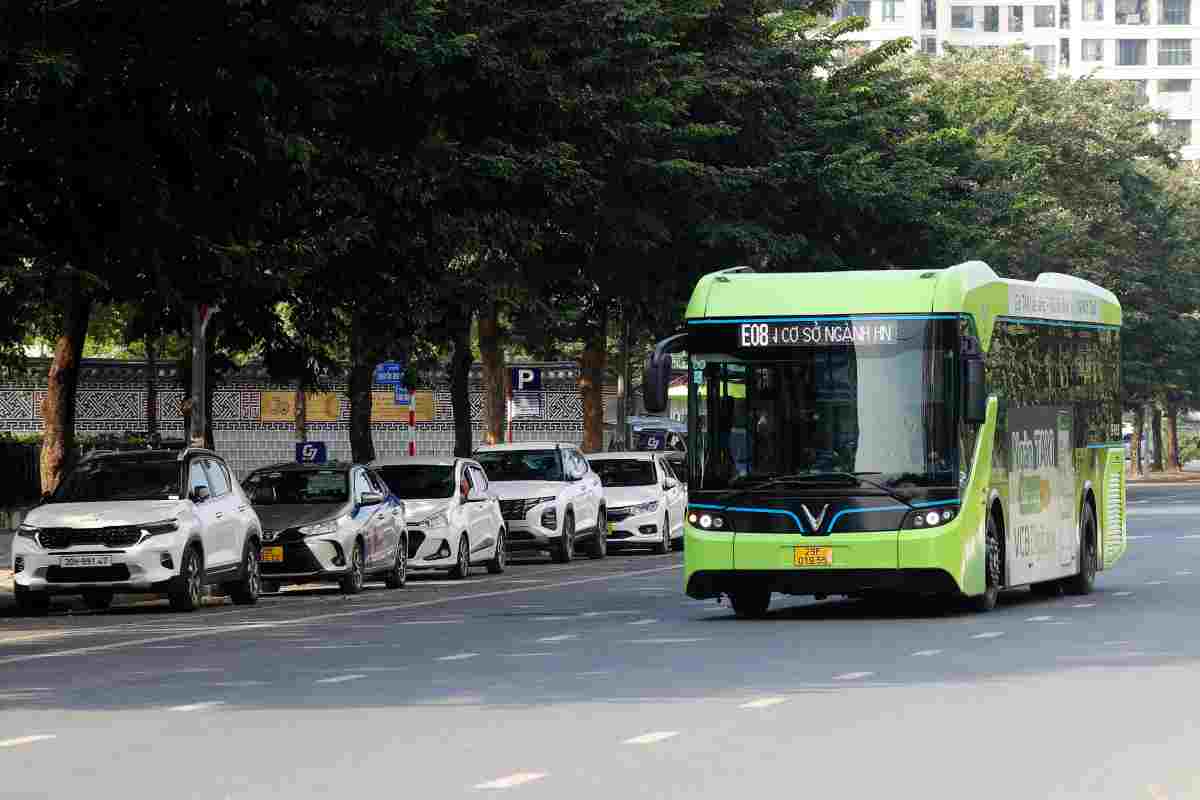 Bufala sull'elettrico: la verità sugli autobus di Oslo congelati